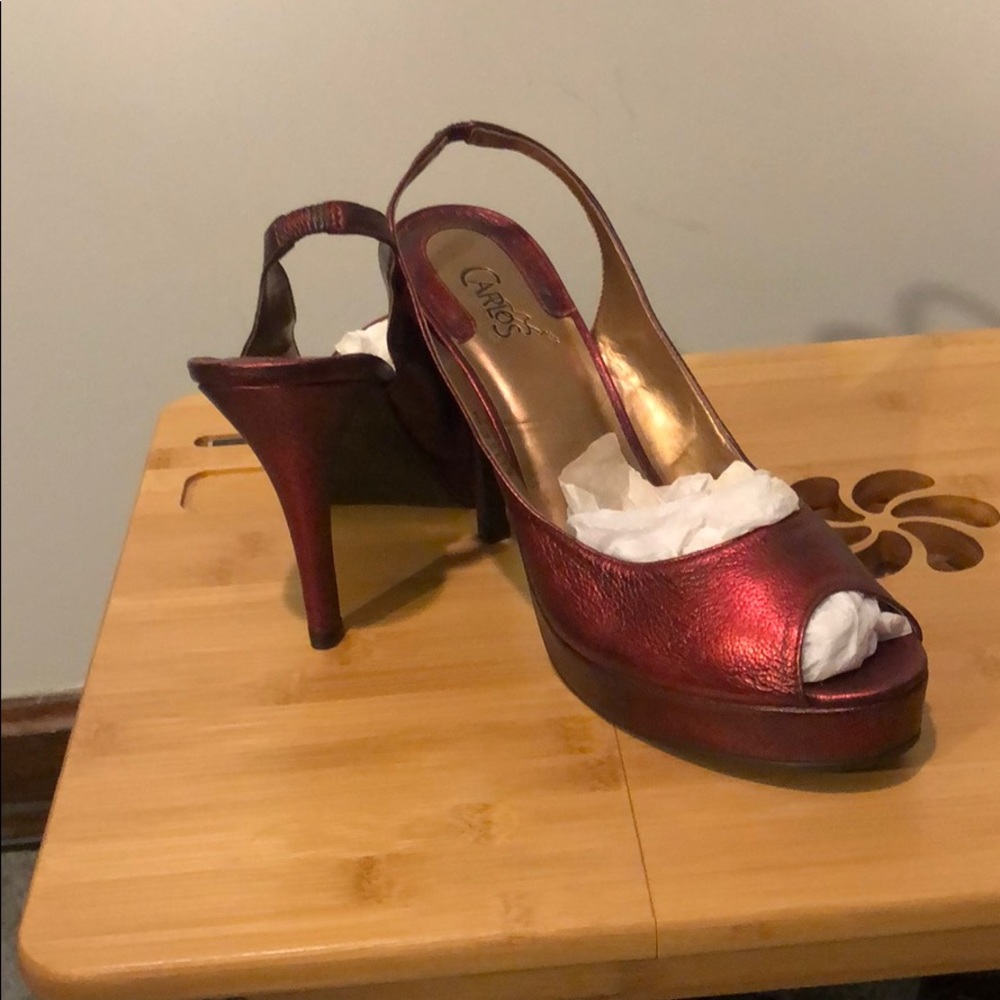 Never worn sling back pumps